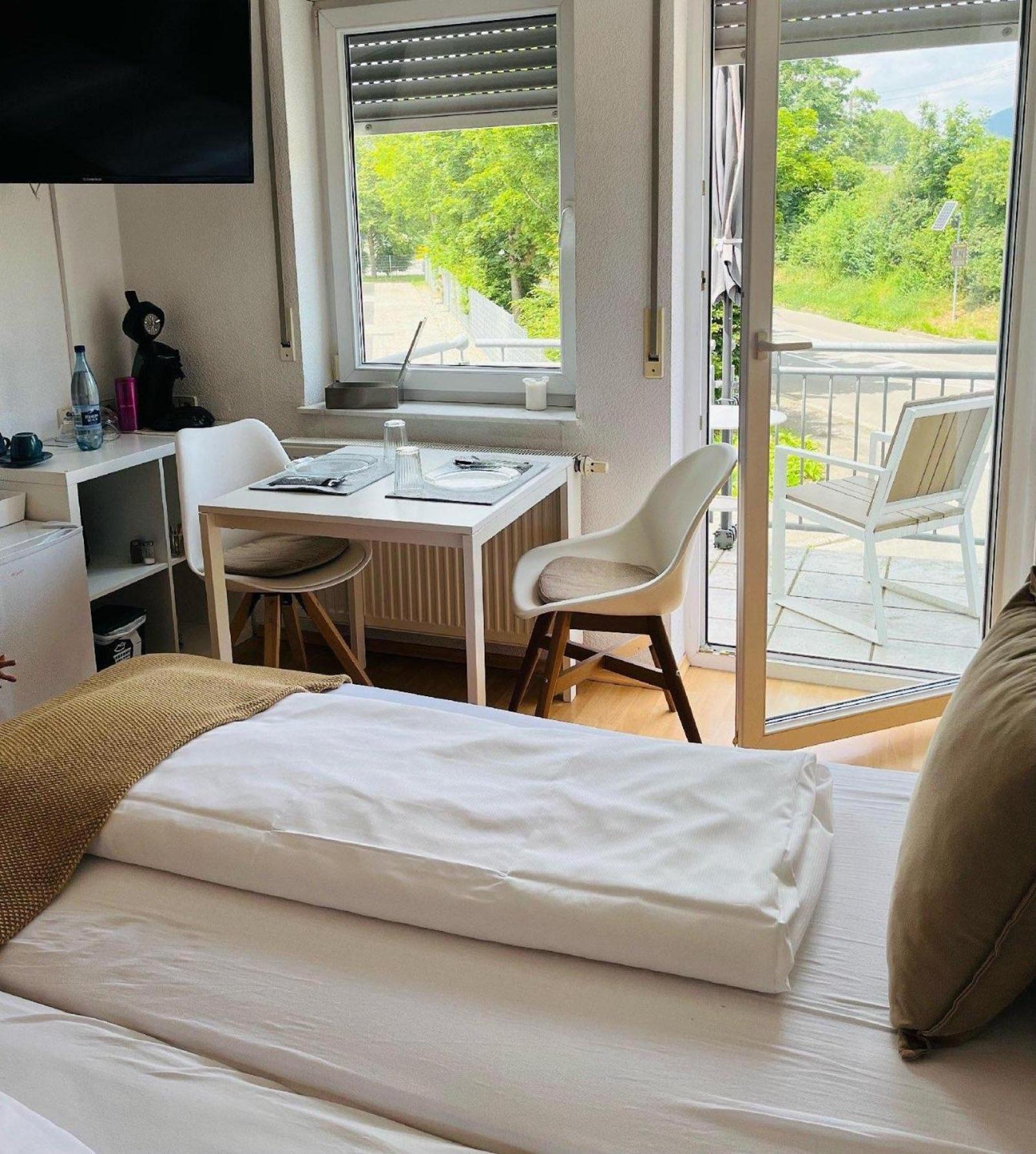 Am Landhaus - Gaestezimmer Walsheim Cameră foto